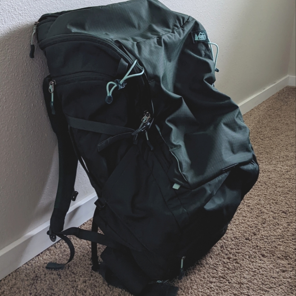 REI Ruckpack 40 Women's 40L